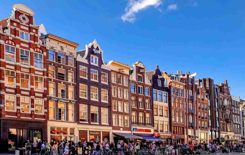 Ámsterdam: en verano volverá a tener terrazas más amplias