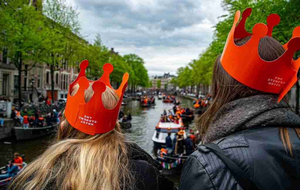 FESTIVO: ¿Qué es el Koningsdag? y ¿Cómo, cuándo y dónde se festeja en los Países Bajos en el 2022?