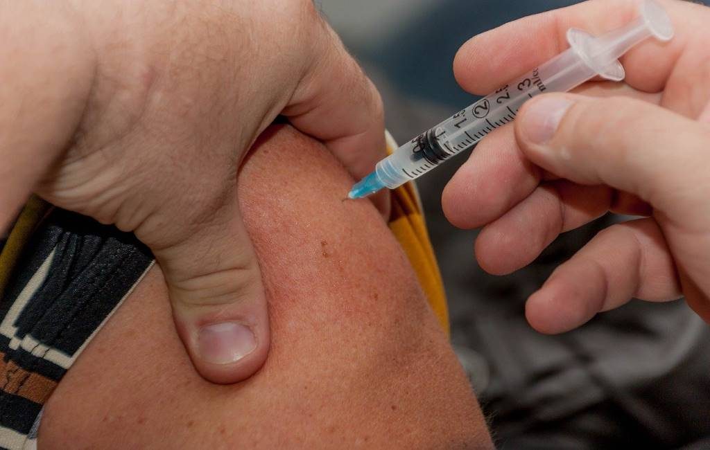 Enviarán invitaciones para la tercera dosis de la vacuna en Bélgica